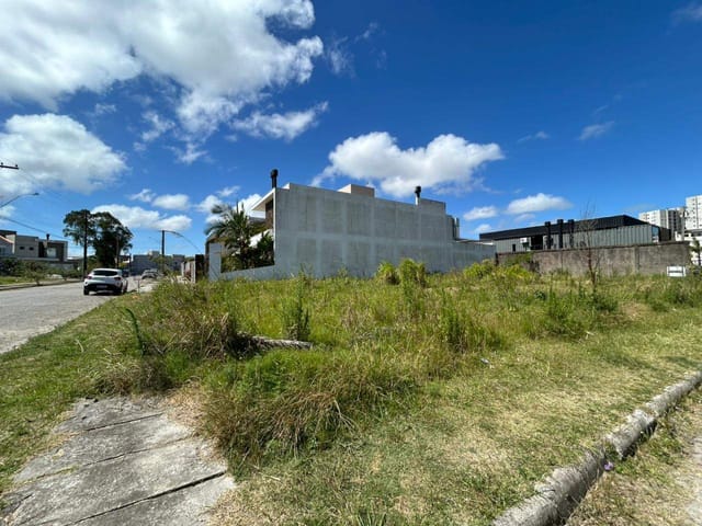 Terreno com 419m², à venda, no bairro Centro em Pelotas