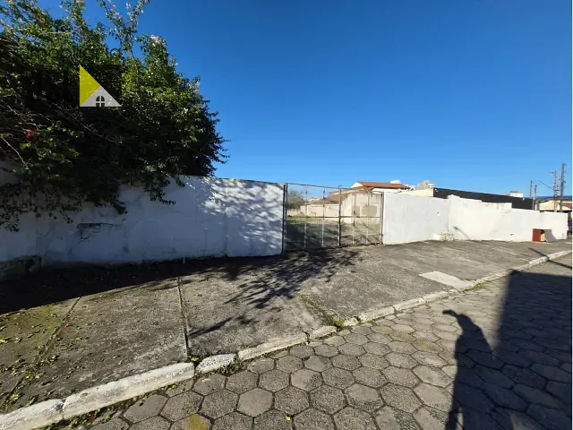 Terreno com 771m², à venda, no bairro Vila Resende em Caçapava