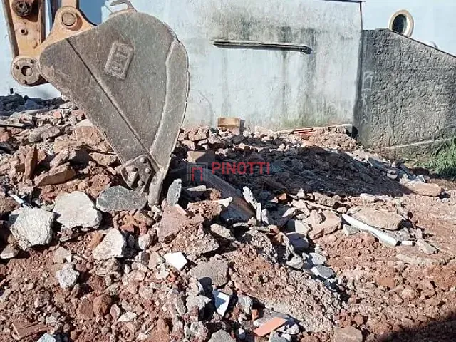 Terreno à venda, no bairro Baeta Neves em São Bernardo do Campo