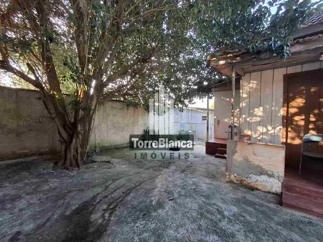 Terreno com 490m², à venda, no bairro Uvaranas em Ponta Grossa