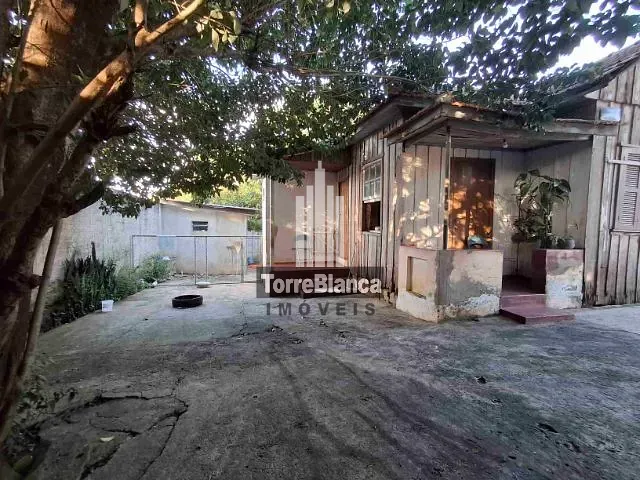 Terreno com 490m², à venda, no bairro Uvaranas em Ponta Grossa