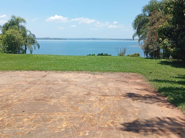 Terreno com 2650m², à venda, no bairro Centro em Itaí