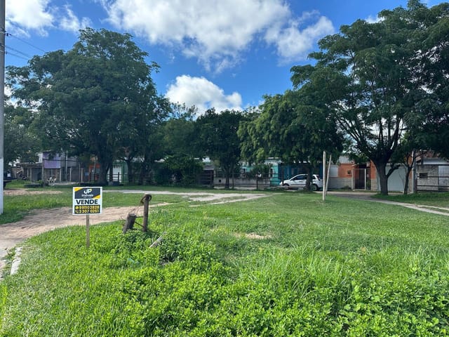 Terreno com 912m², à venda, no bairro Porto em Pelotas