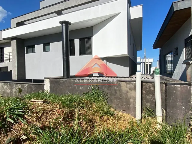 Terreno com 250m², à venda, no bairro Bairro da Floresta em São José dos Campos