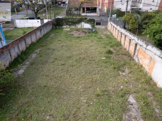 Terreno com 451m², à venda, no bairro Bacacheri em Curitiba