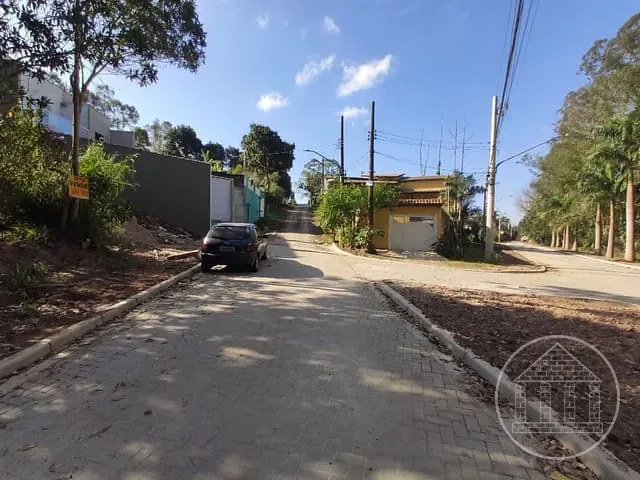 Terreno com 504m², à venda, no bairro Parque do Terceiro Lago em São Paulo