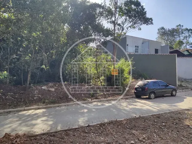 Terreno com 504m², à venda, no bairro Parque do Terceiro Lago em São Paulo