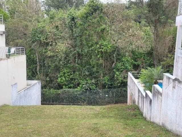 Terreno com 372m², à venda, no bairro Itapevi em Barueri