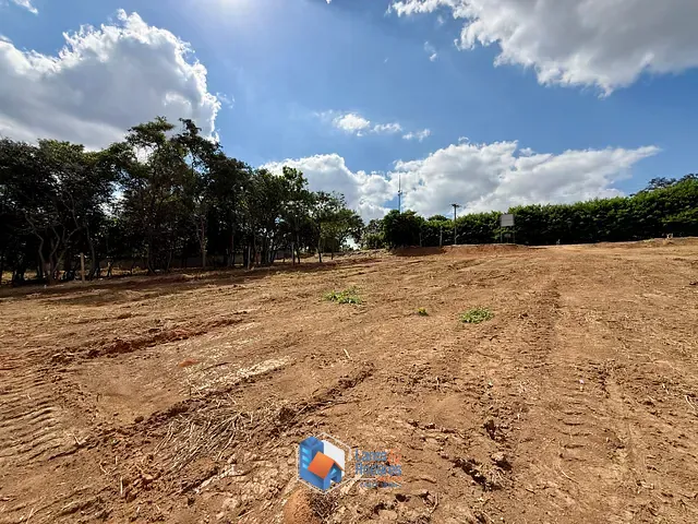 Terreno com 1145m², à venda, no bairro Estância Santa Maria do Laranjal em Atibaia