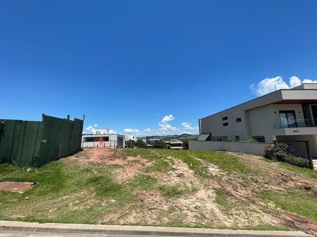 Foto do Terreno - Terreno no Condomínio Alphaville II  à venda, 450m² por R$ 1.050.000 - Condomínio Residencial Alphaville - São José dos Campos/SP | RUSSI IMÓVEIS