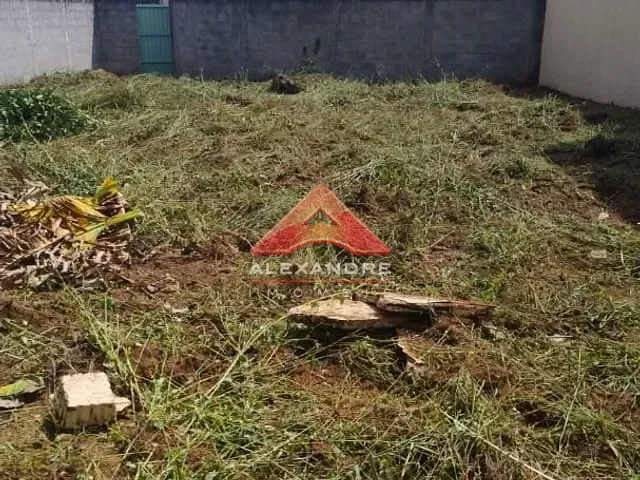 Terreno com 238m², à venda, no bairro Residencial Santa Paula em Jacareí