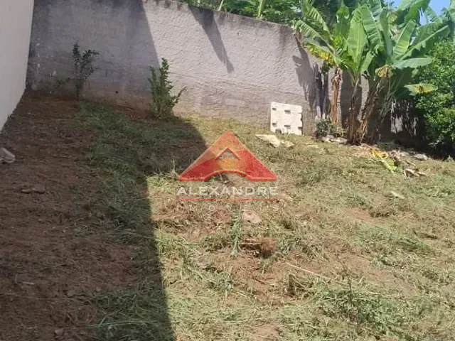 Terreno com 238m², à venda, no bairro Residencial Santa Paula em Jacareí