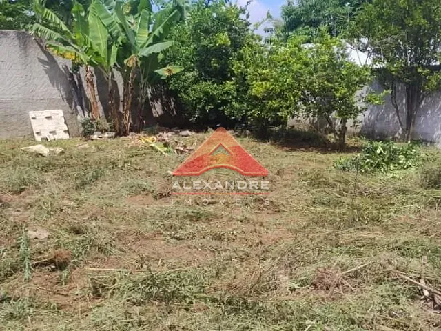 Terreno com 238m², à venda, no bairro Residencial Santa Paula em Jacareí