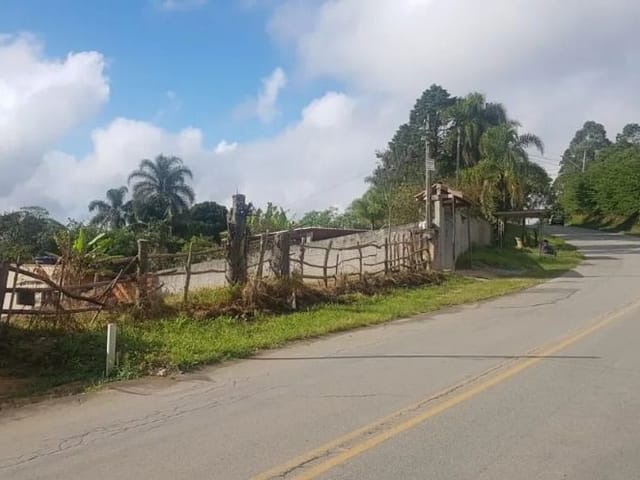 Terreno com 2270m², à venda, no bairro Caucaia do Alto em Cotia
