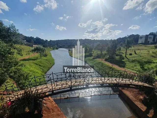 Terreno com 300m², à venda, no bairro Colônia Dona Luiza em Ponta Grossa
