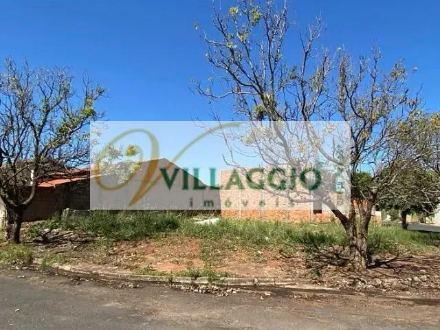 Terreno com 301m², à venda, no bairro Parque das Aroeiras II em São José do Rio Preto