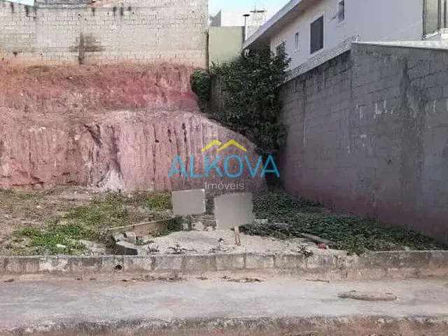 Terreno com 332m², à venda, no bairro Jardim Santa Júlia em São José dos Campos
