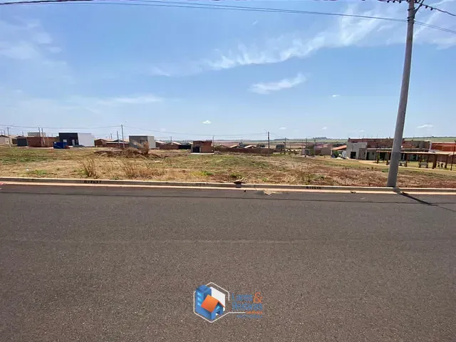 Terreno com 160m² 1 quarto e 1 banheiro, à venda, no bairro Terras de Cravinhos em Cravinhos
