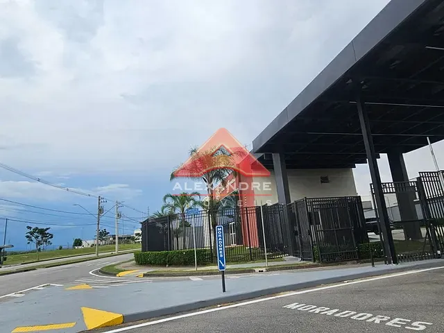Terreno com 601m², à venda, no bairro Condomínio Residencial Colinas do Paratehy em São José dos Campos