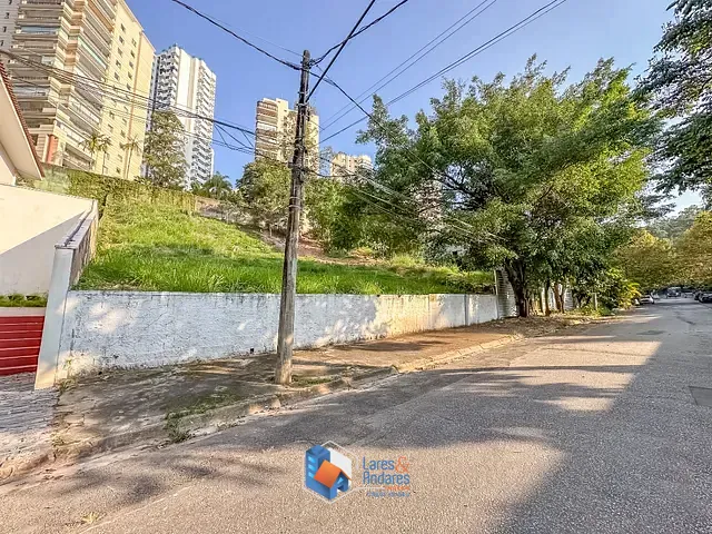 Terreno com 888m² 1 quarto e 1 banheiro, à venda, no bairro Paineiras do Morumbi em São Paulo