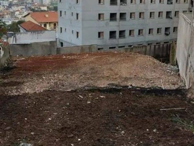 Terreno com 750m², à venda, no bairro Vila Pereira Barreto em São Paulo