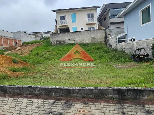 Terreno com 399m², à venda, no bairro Condomínio Residencial Mantiqueira em São José dos Campos