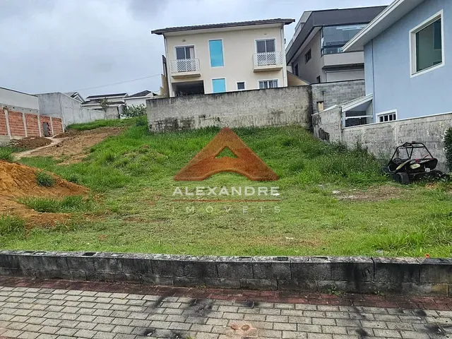 Terreno com 399m², à venda, no bairro Condomínio Residencial Mantiqueira em São José dos Campos