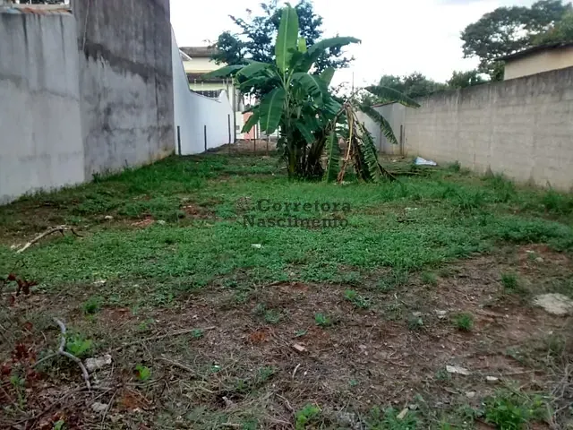 Terreno com 250m², à venda, no bairro Loteamento Villa Branca em Jacareí
