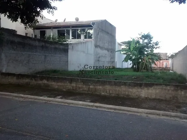 Terreno com 250m², à venda, no bairro Loteamento Villa Branca em Jacareí