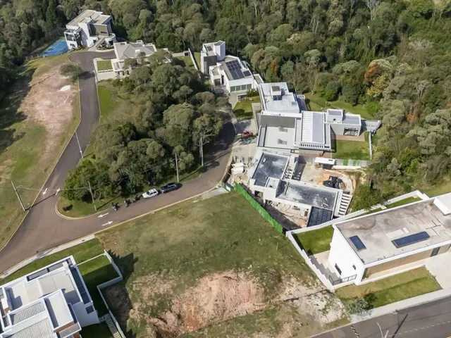 Terreno com 701m², à venda, no bairro Não informado em Campo Magro