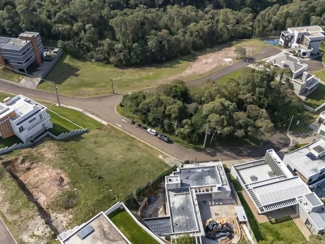 Terreno com 701m², à venda, no bairro Não informado em Campo Magro