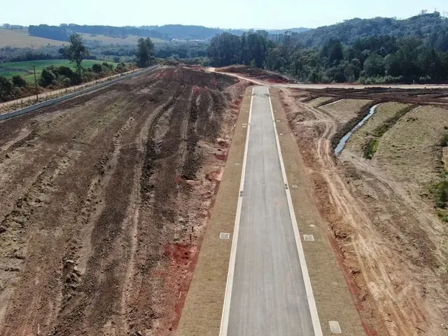 Terreno à venda, no bairro Ferraria em Campo Largo