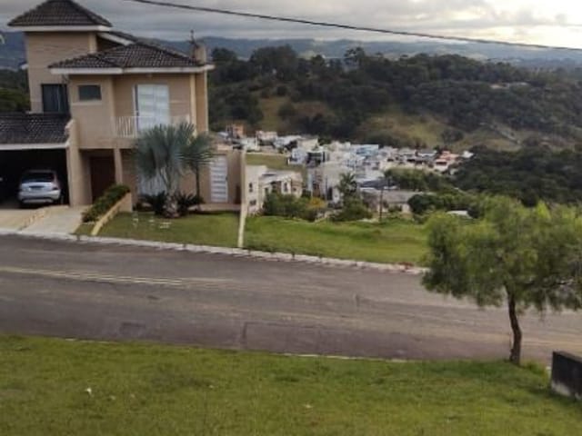 Terreno com 360m², à venda, no bairro Parque Sinai em Santana de Parnaíba