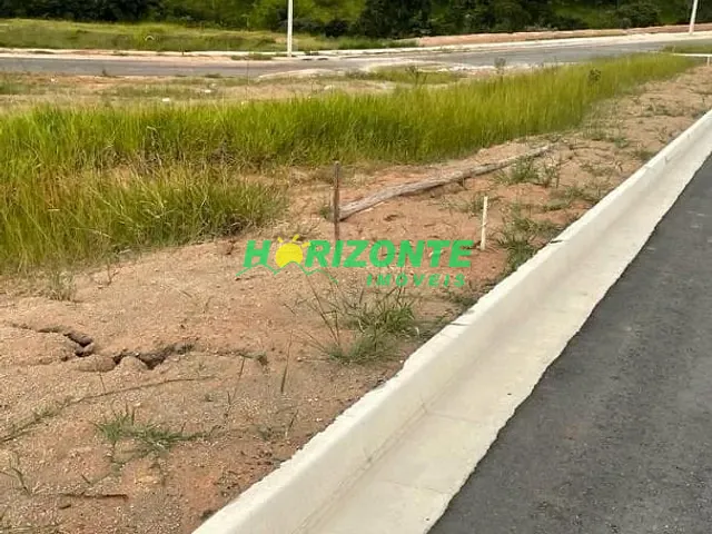 Terreno com 250m², à venda, no bairro Putim em São José dos Campos