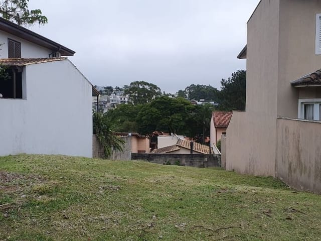Terreno com 300m², à venda, no bairro Rio Cotia em Cotia