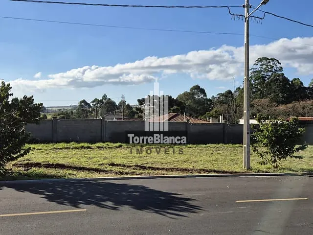 Terreno com 261m², à venda, no bairro Uvaranas em Ponta Grossa
