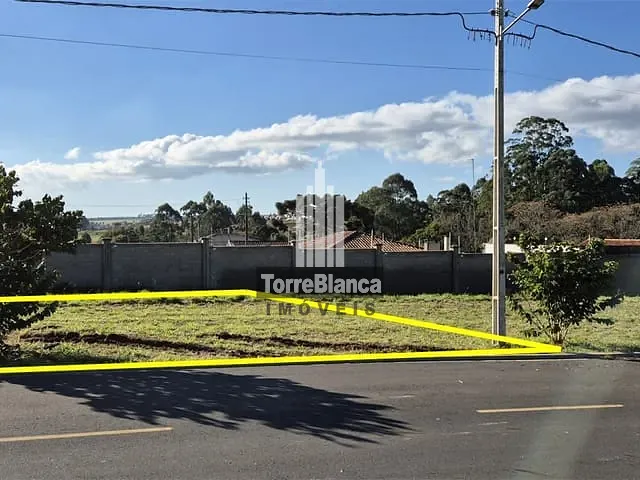 Terreno com 261m², à venda, no bairro Uvaranas em Ponta Grossa