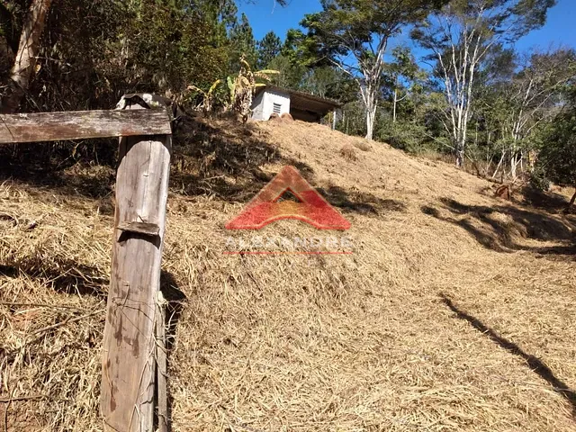 Terreno com 5000m², à venda, no bairro Canaã em Jambeiro