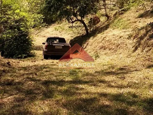 Terreno com 5000m², à venda, no bairro Canaã em Jambeiro