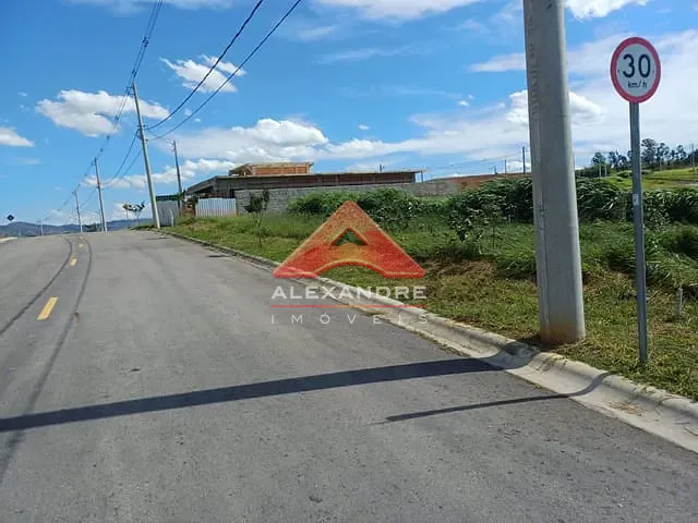 Terreno com 321m², à venda, no bairro Boa Vista em Caçapava