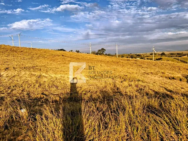 Terreno com 175m², à venda, no bairro Jardim América em Elias Fausto