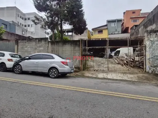 Terreno à venda, no bairro Ferrazópolis em São Bernardo do Campo