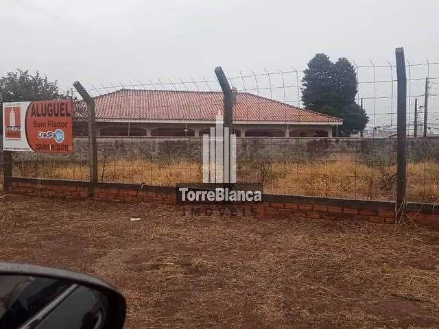 Terreno com 880m², para alugar, no bairro Uvaranas em Ponta Grossa