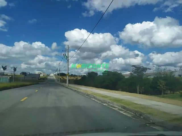 Terreno com 250m², à venda, no bairro Eugênio de Melo em São José dos Campos