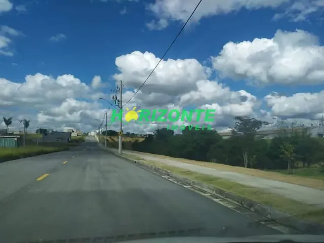 Terreno com 250m², à venda, no bairro Eugênio de Melo em São José dos Campos