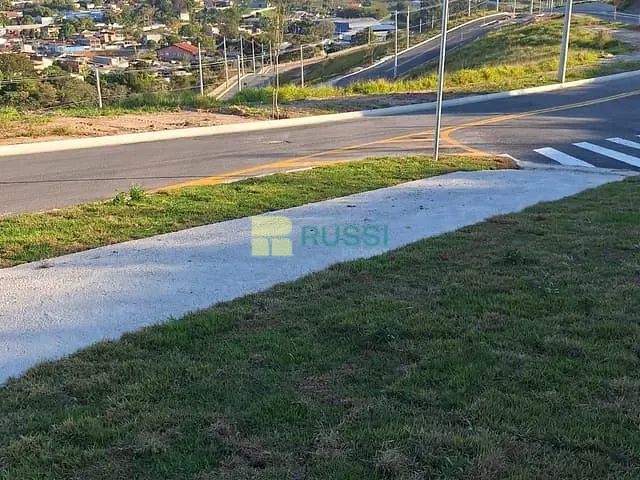 Terreno com 250m², à venda, no bairro Putim em São José dos Campos
