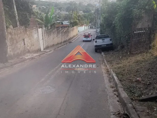 Terreno com 650m², à venda, no bairro Jardim Santa Maria em São José dos Campos