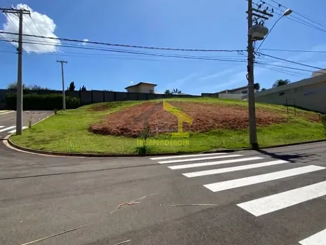 Terreno com 765m², à venda, no bairro Jardim Alto de Santa Cruz em Itatiba