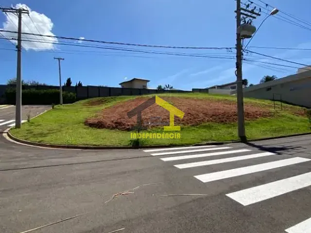 Terreno com 765m², à venda, no bairro Jardim Alto de Santa Cruz em Itatiba
