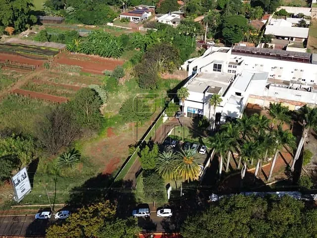 Terreno com 2478m², à venda, no bairro Guanabara em Londrina